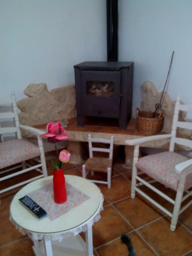 Hansel Y Gretel Pedrosa del Rey ภายนอก รูปภาพ